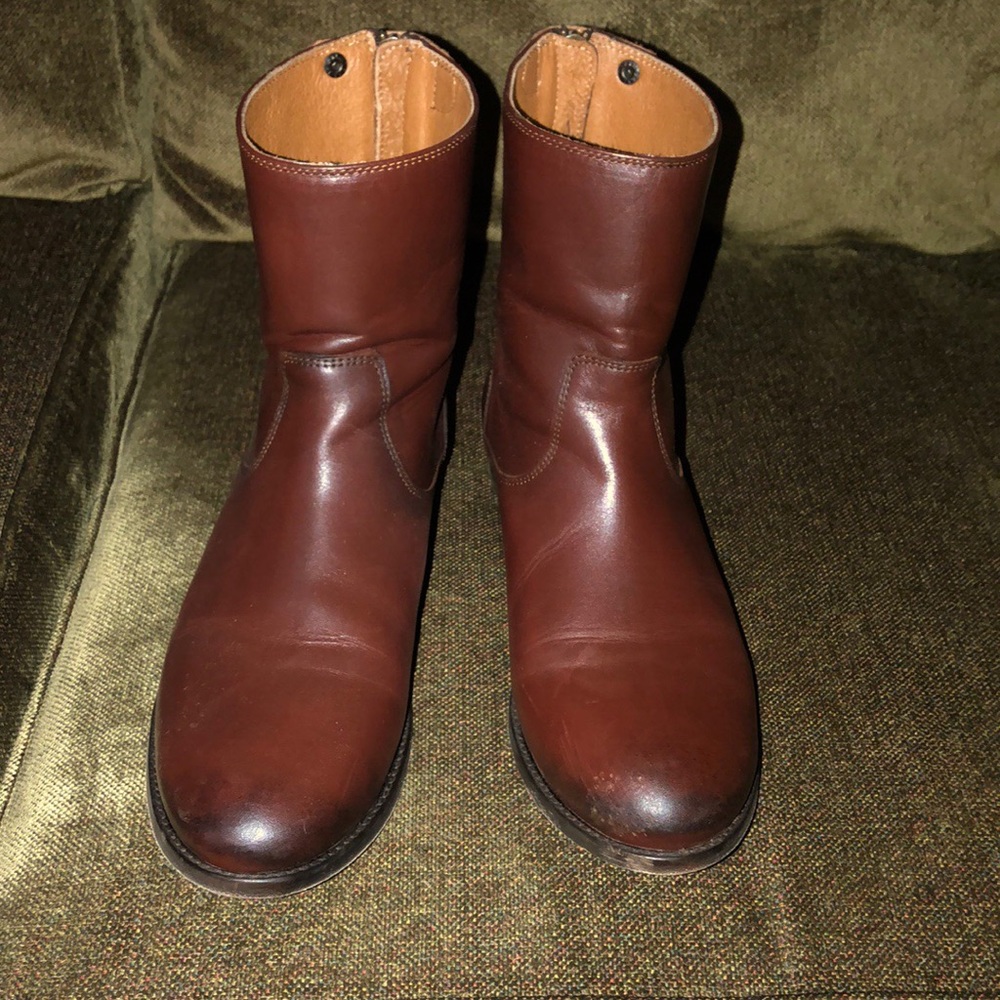 Frye Melissa Button Back low boots size 10